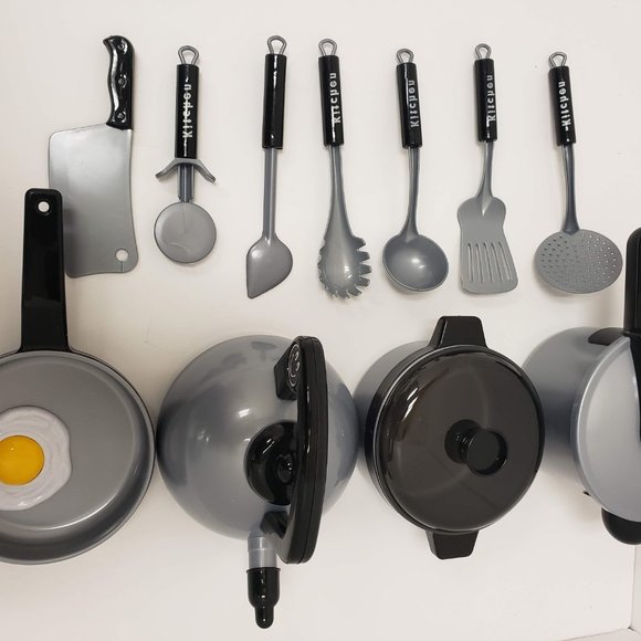 New Kitchen Pots and Pan Set - Picture 14 of 15